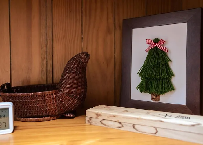 Au Petit Paris, Centre De Céret